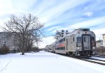 NJT Train # 5520 approaching Raritan Station with Multilevel Cab Car # 7007 on the point 